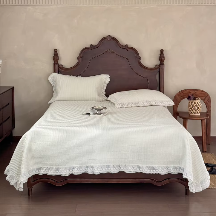 Pilota imprimata cu stofa de dantela